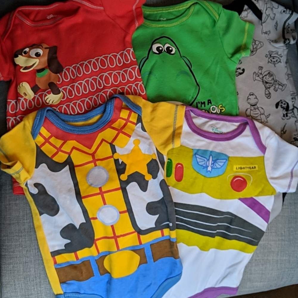 Disney Baby 5 pc Toy Story Onsies